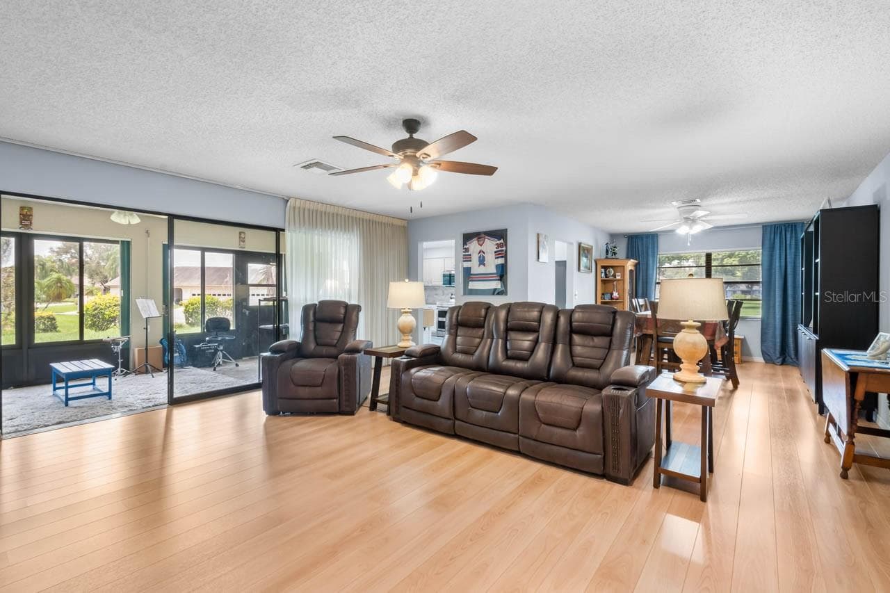 Condominium at 1317 LELAND DR, SUN CITY CENTER, photo 9 of 67