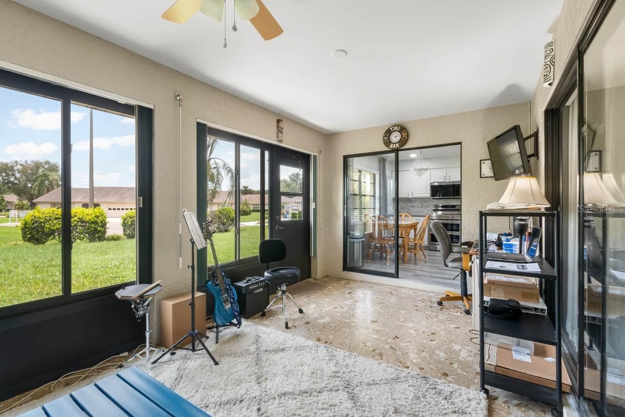 Florida Room - 1317 LELAND DR, SUN CITY CENTER