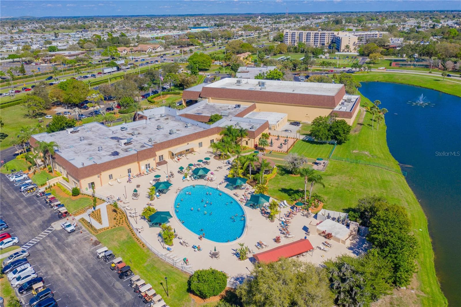 Condominium at 1317 LELAND DR, SUN CITY CENTER, photo 63 of 67