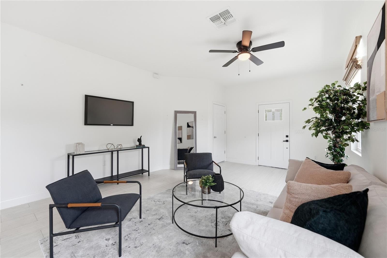 Single Family Residence at 5401 OLD CHENEY HWY, ORLANDO, photo 8 of 28