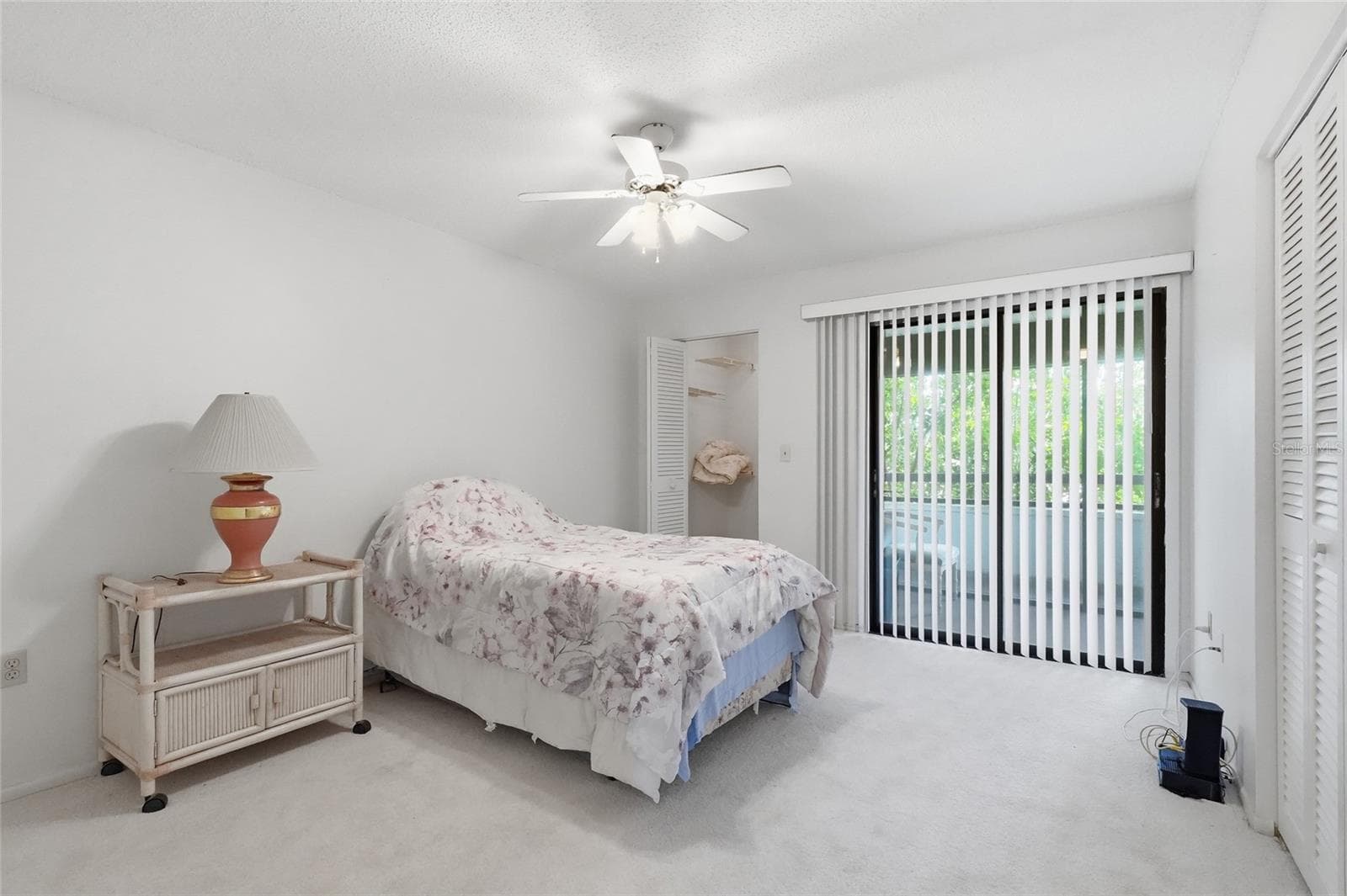 primary bedroom - 3500 EL CONQUISTADOR PKWY #332, BRADENTON
