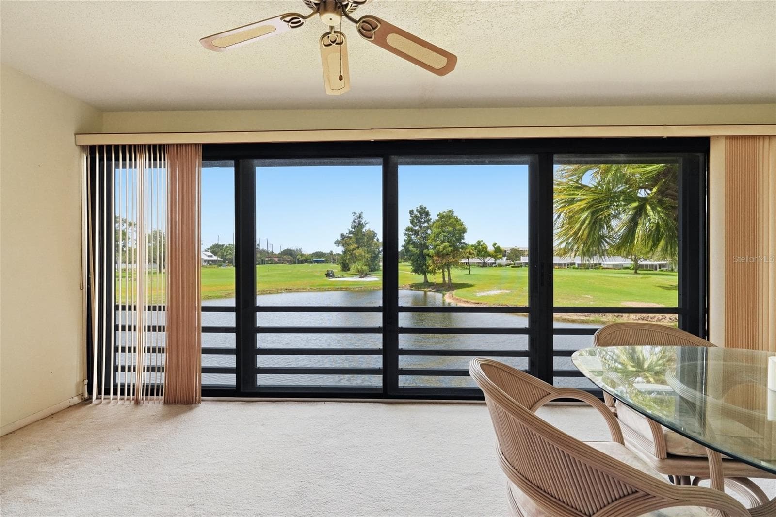 Florida room - 3500 EL CONQUISTADOR PKWY #332, BRADENTON