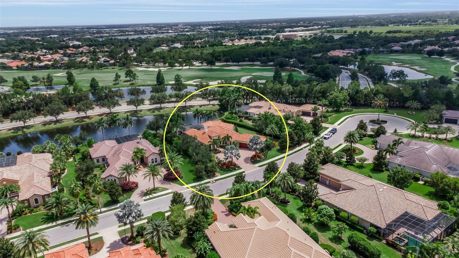 Single Family Residence at 15114 LINN PARK TER, LAKEWOOD RANCH, photo 21 of 94