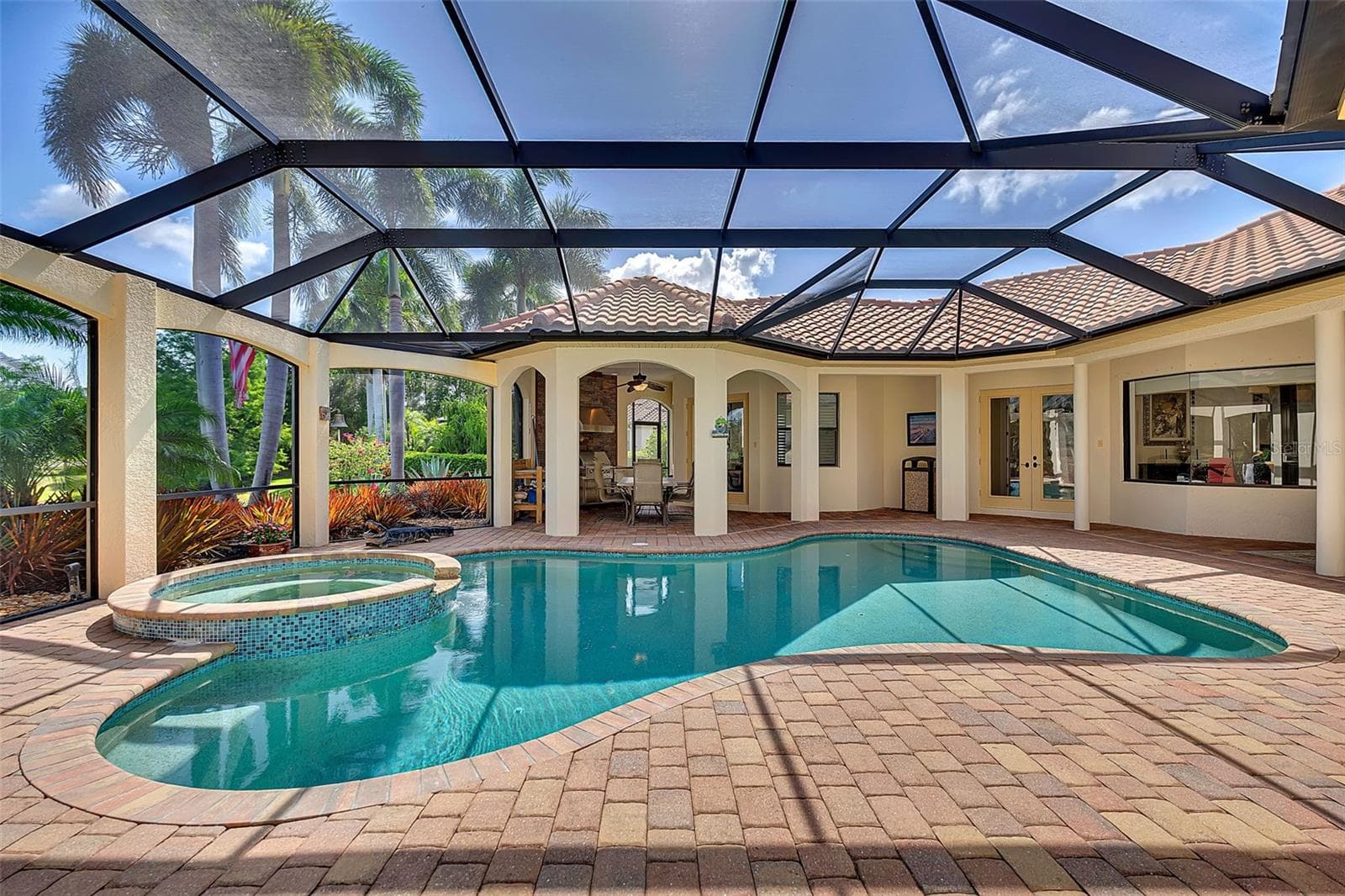 Single Family Residence at 15114 LINN PARK TER, LAKEWOOD RANCH, photo 72 of 94