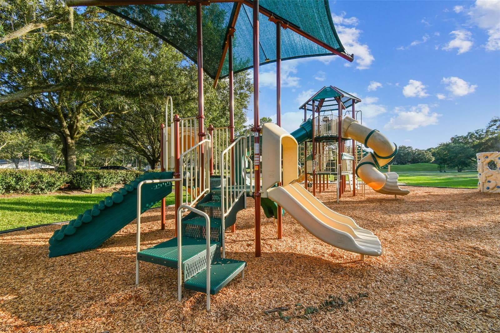 Single Family Residence at 5306 WATERLEAF CT, VALRICO, photo 95 of 96