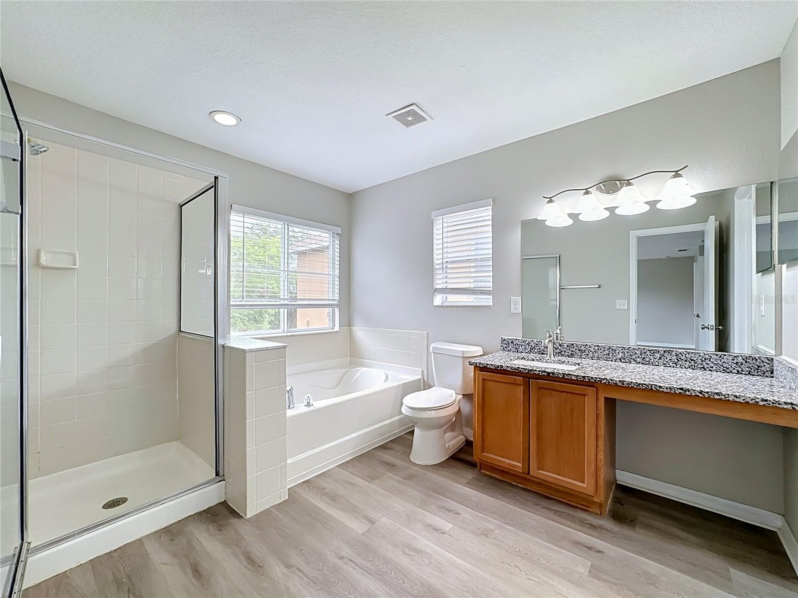 Single Family Residence at 6320 MAGNOLIA TRAILS LN, GIBSONTON, photo 13 of 26