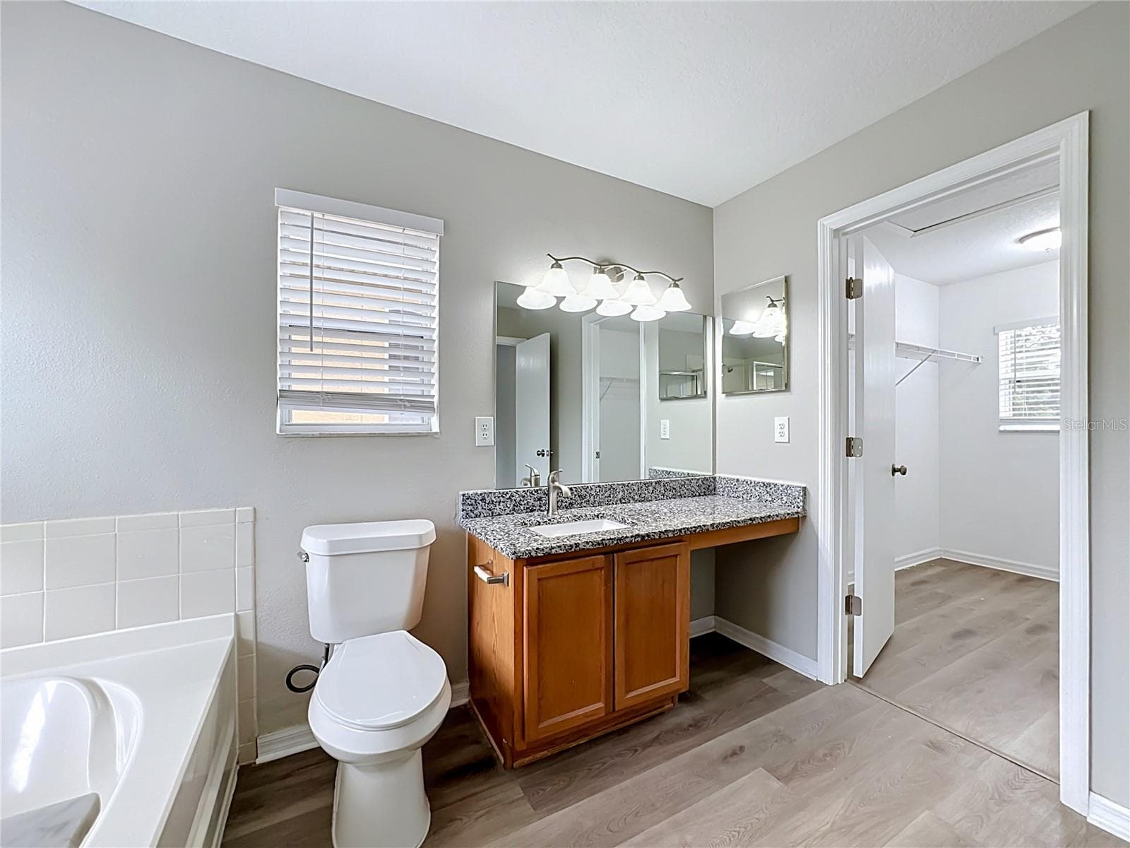 Single Family Residence at 6320 MAGNOLIA TRAILS LN, GIBSONTON, photo 14 of 26