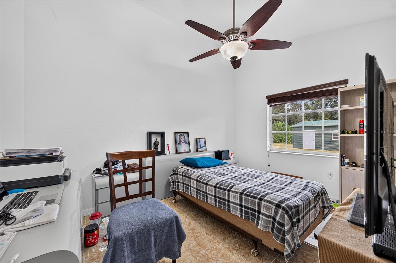 Single Family Residence at 105 JACARANDA BLVD, VENICE, photo 41 of 96