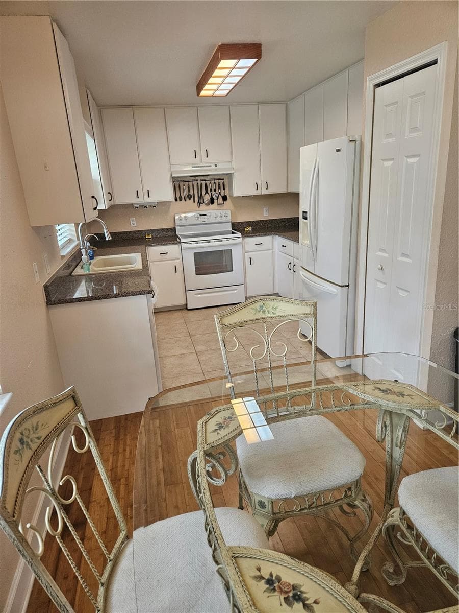 Single Family Residence at 277 ALBATROSS RD, ROTONDA WEST, photo 7 of 10