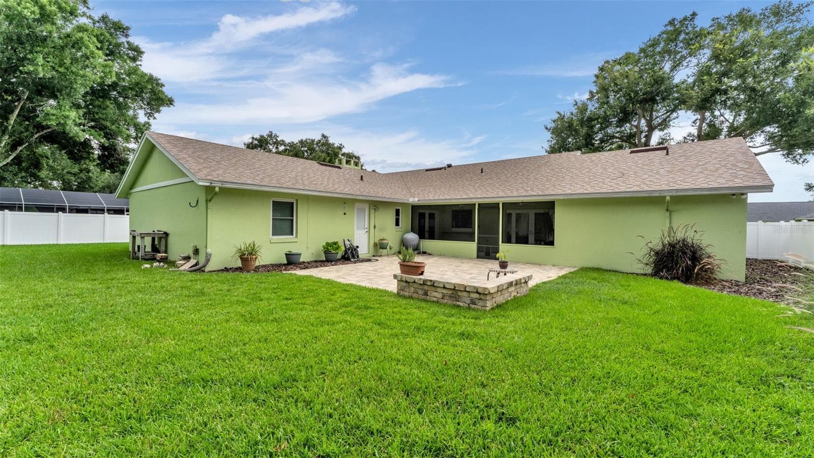 oversized paver patio - 4765 HIGHLANDS PLACE CIR, LAKELAND