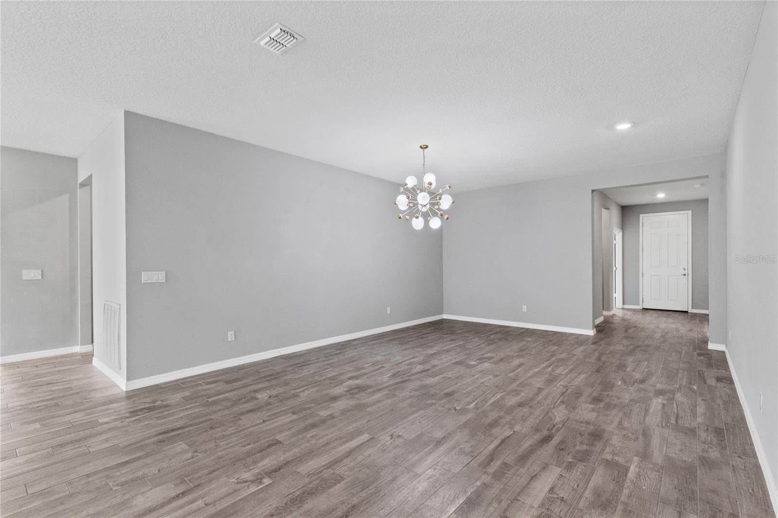 Single Family Residence at 2754 MATERA DR, ST CLOUD, photo 9 of 34