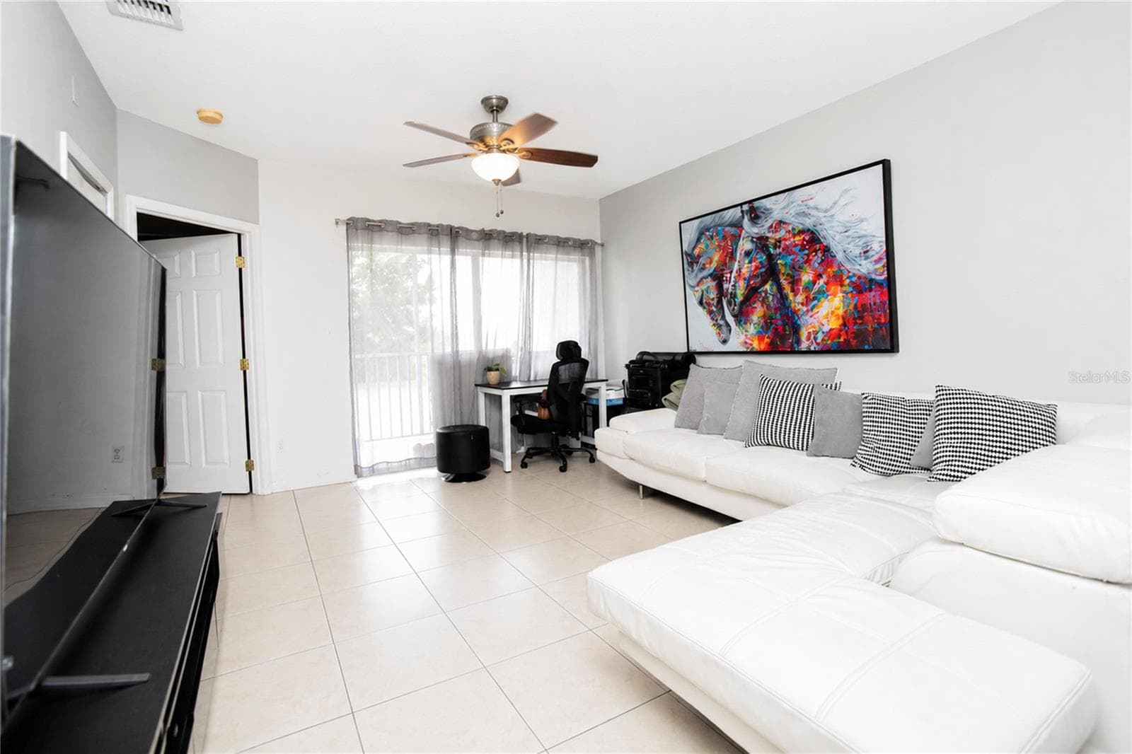 Condominium at 508 VILLA DEL SOL CIR #204, ORLANDO, photo 7 of 16
