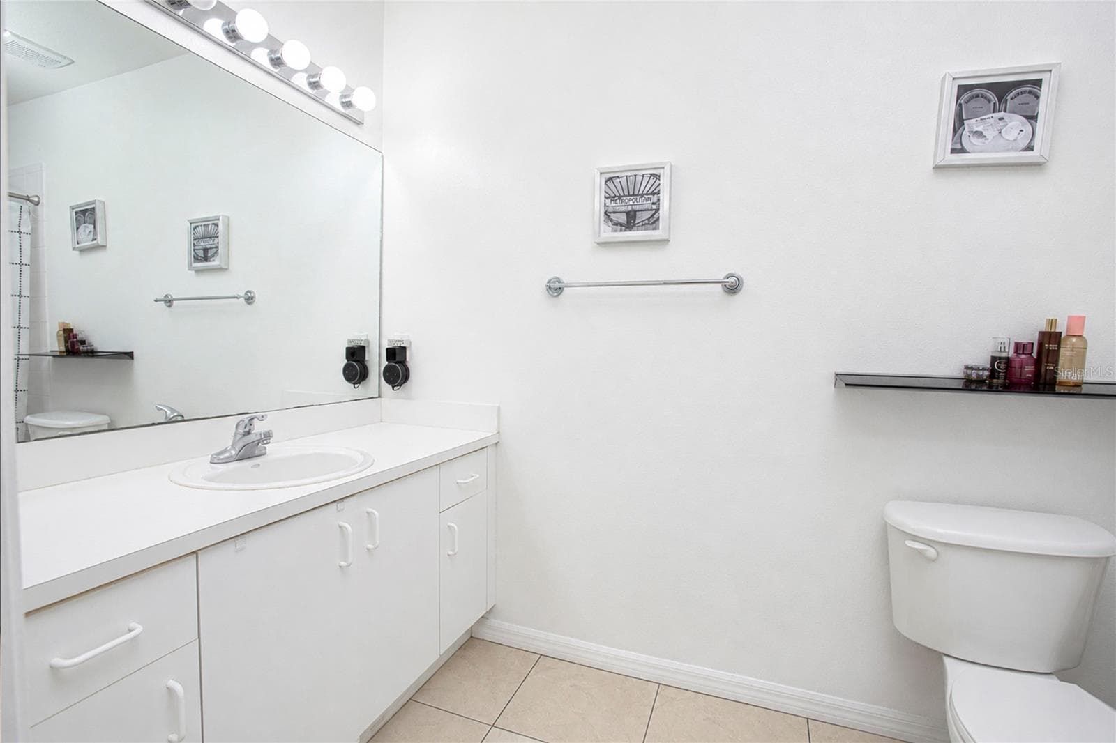 Condominium at 508 VILLA DEL SOL CIR #204, ORLANDO, photo 12 of 16