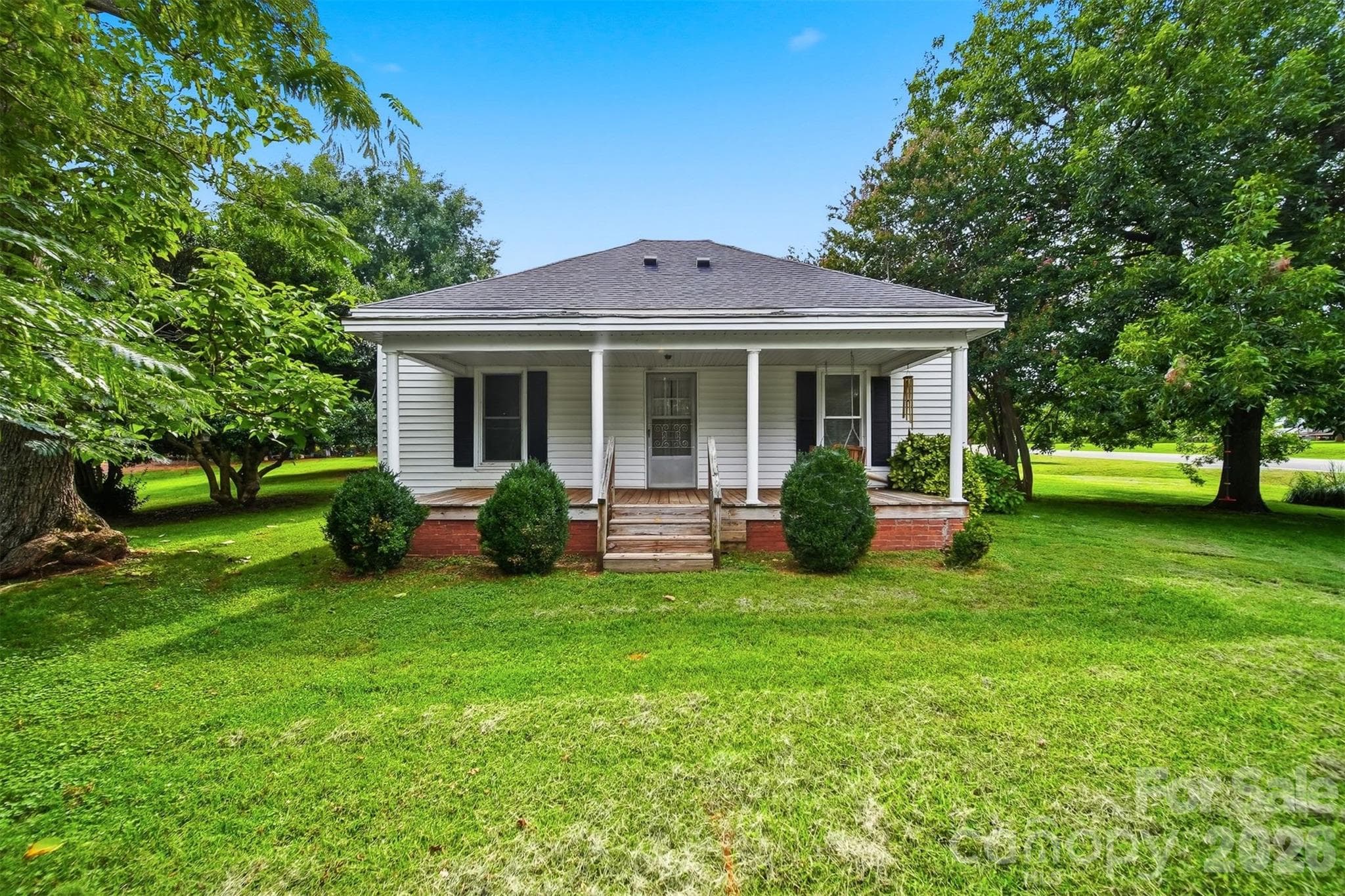 1289 Davis Road