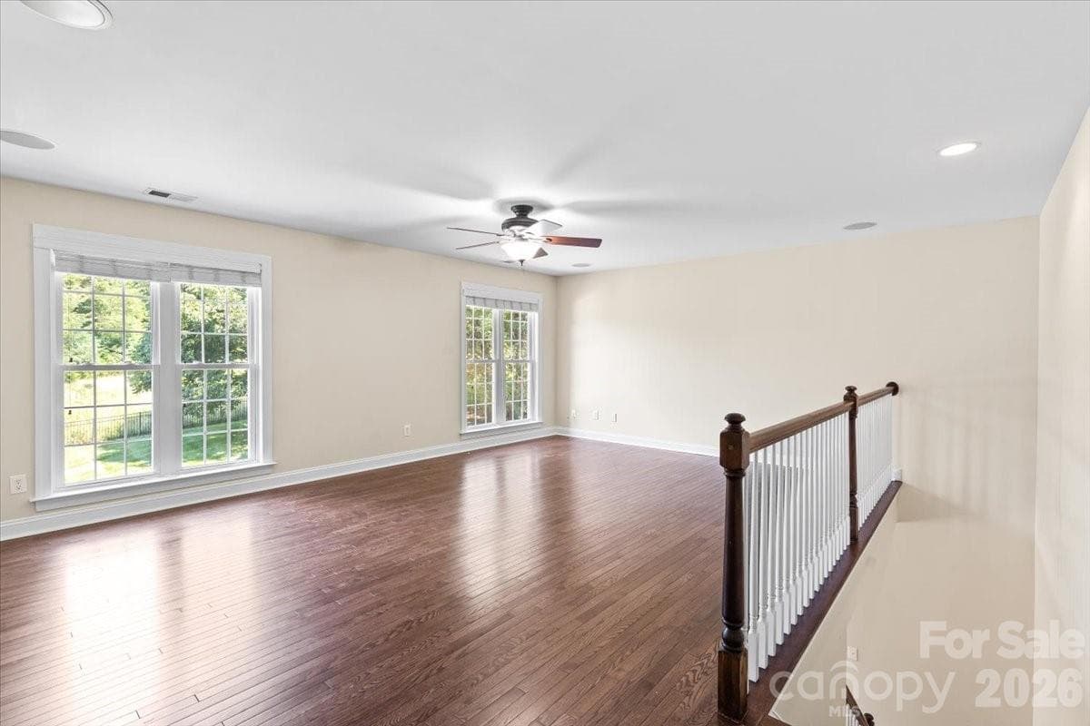Loft - 109 Pauls Lane, Mooresville