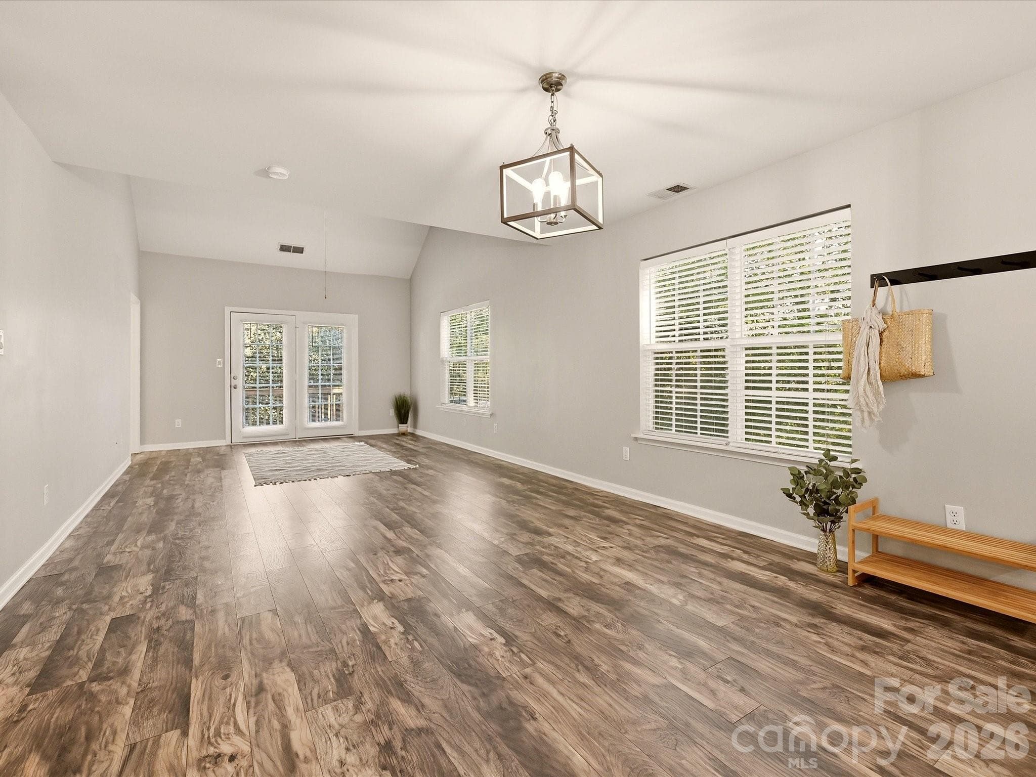 Townhouse at 8810 Scotch Heather Way, Charlotte, photo 4 of 33