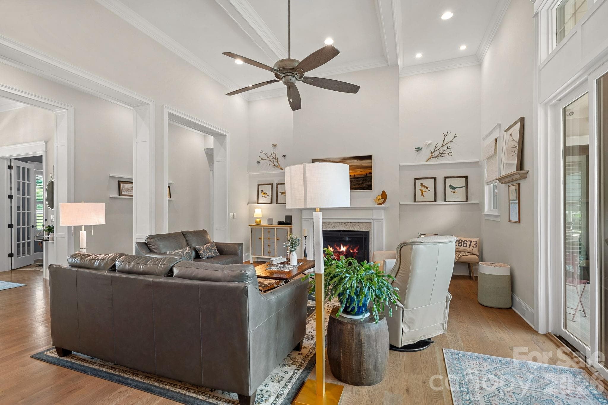 Open floor plan with custom hieght and decorative ceilings - 2889 Mount Pleasant Road, Sherrills Ford