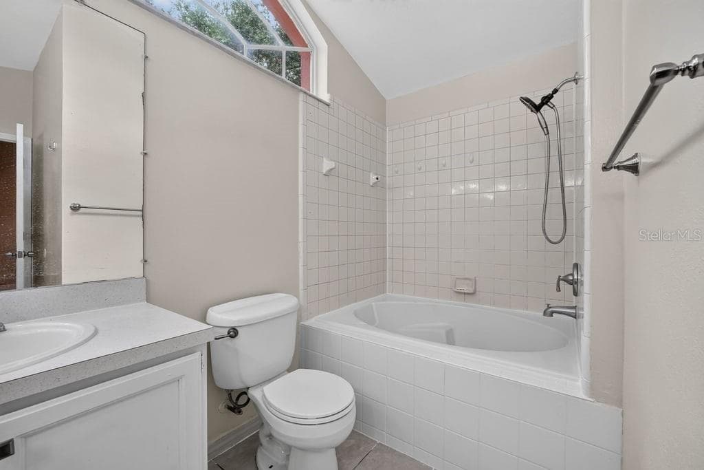 Primary bathroom - 97 ABBEY HOLLOW DR, APOPKA