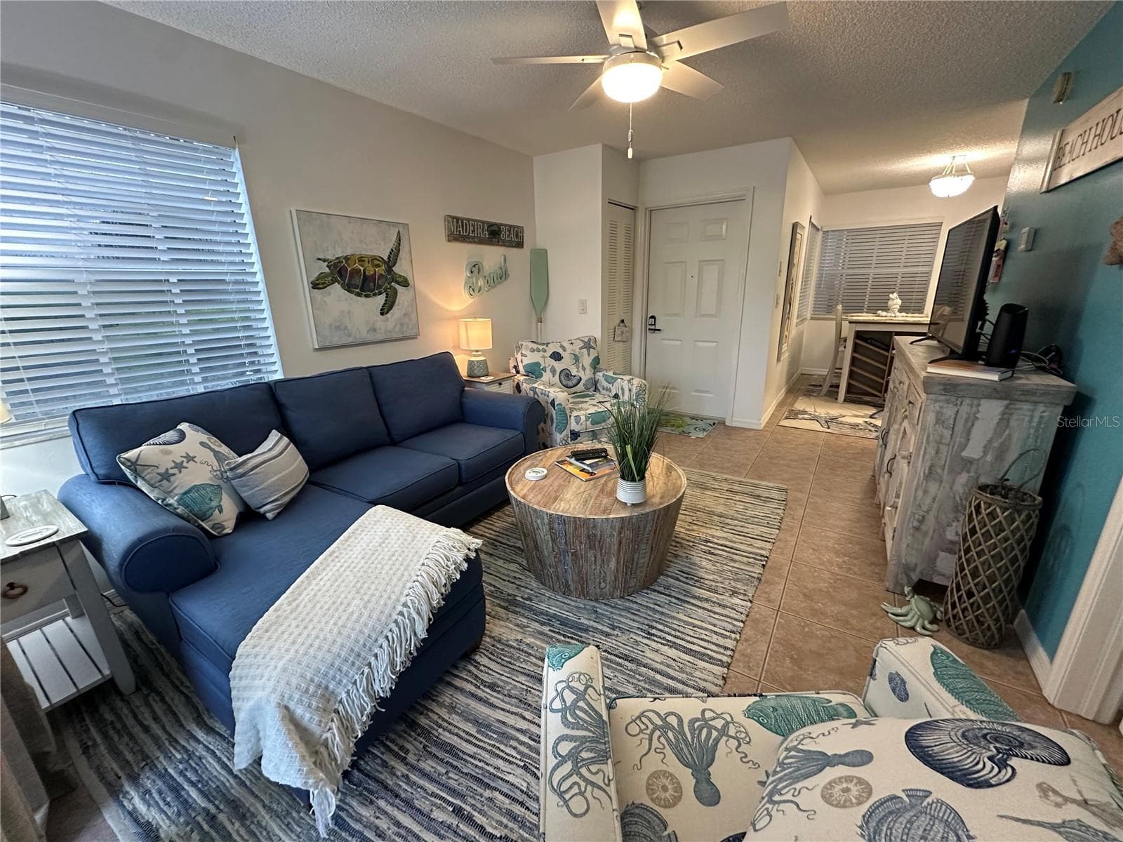 Condominium at 6825 STONES THROW CIR N #1107, ST PETERSBURG, photo 4 of 32