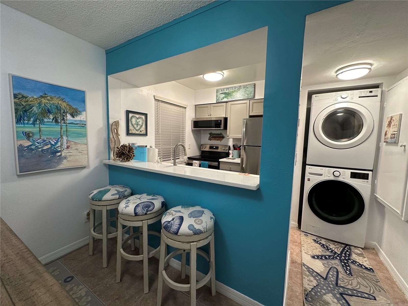 Condominium at 6825 STONES THROW CIR N #1107, ST PETERSBURG, photo 8 of 32