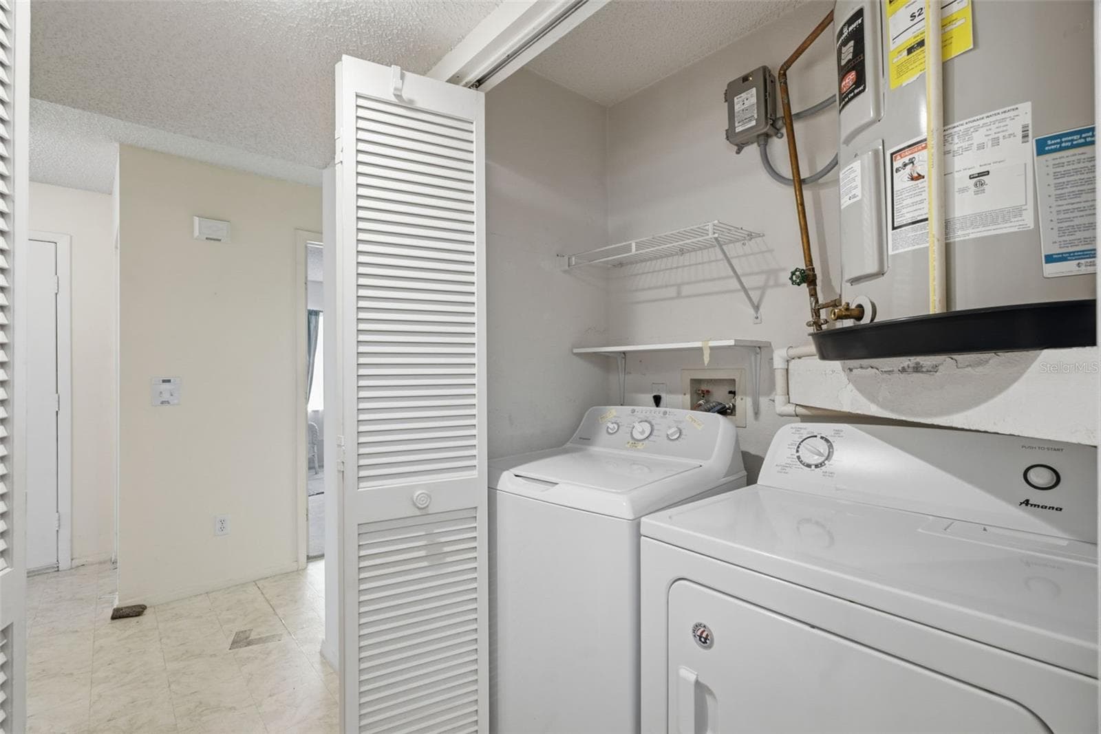 Laundry area washer and dryer - 3960 SAILMAKER LN, HOLIDAY