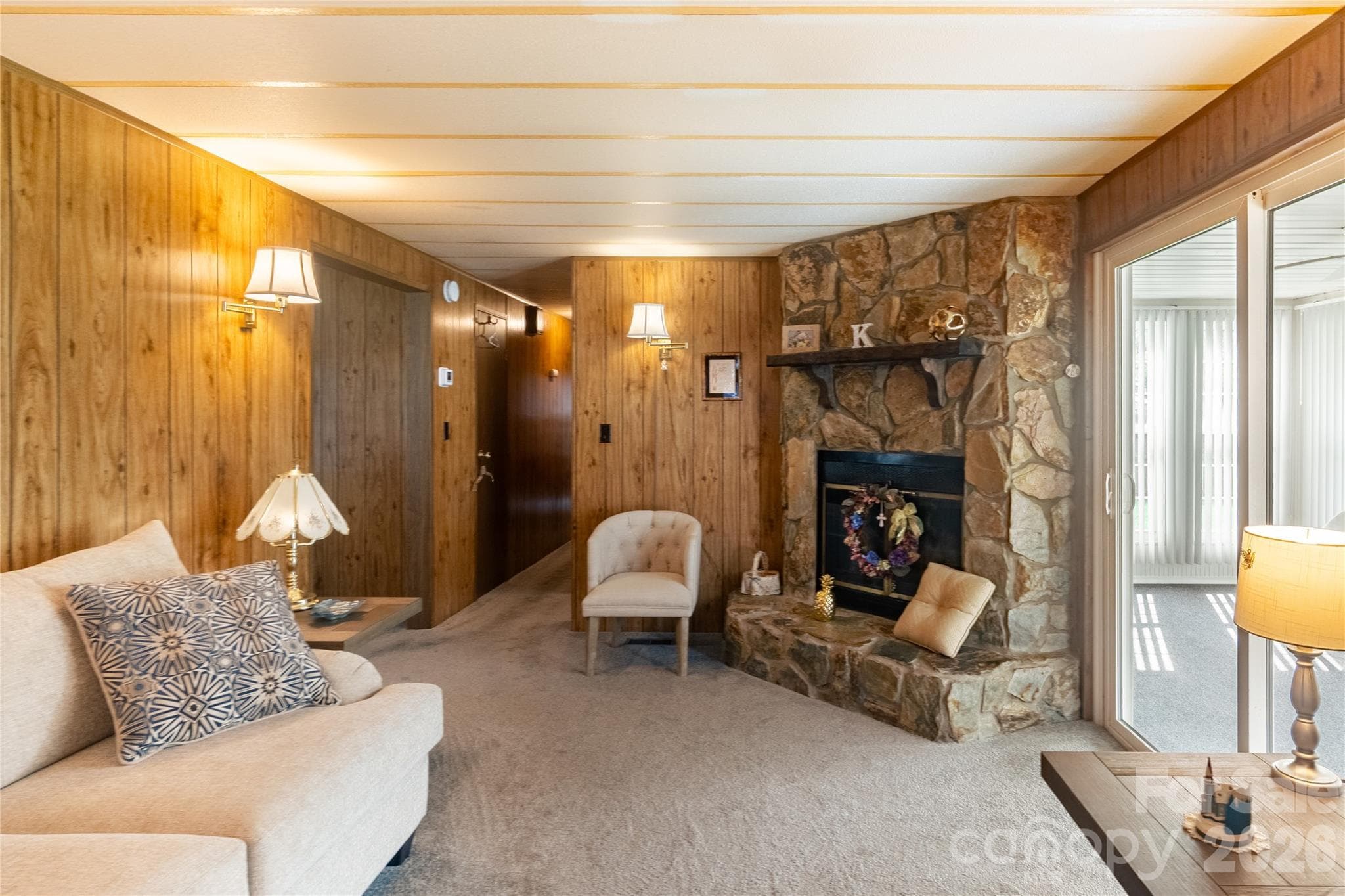 Single Family Residence at 9606 Walkers Ferry Road, Charlotte, photo 7 of 40