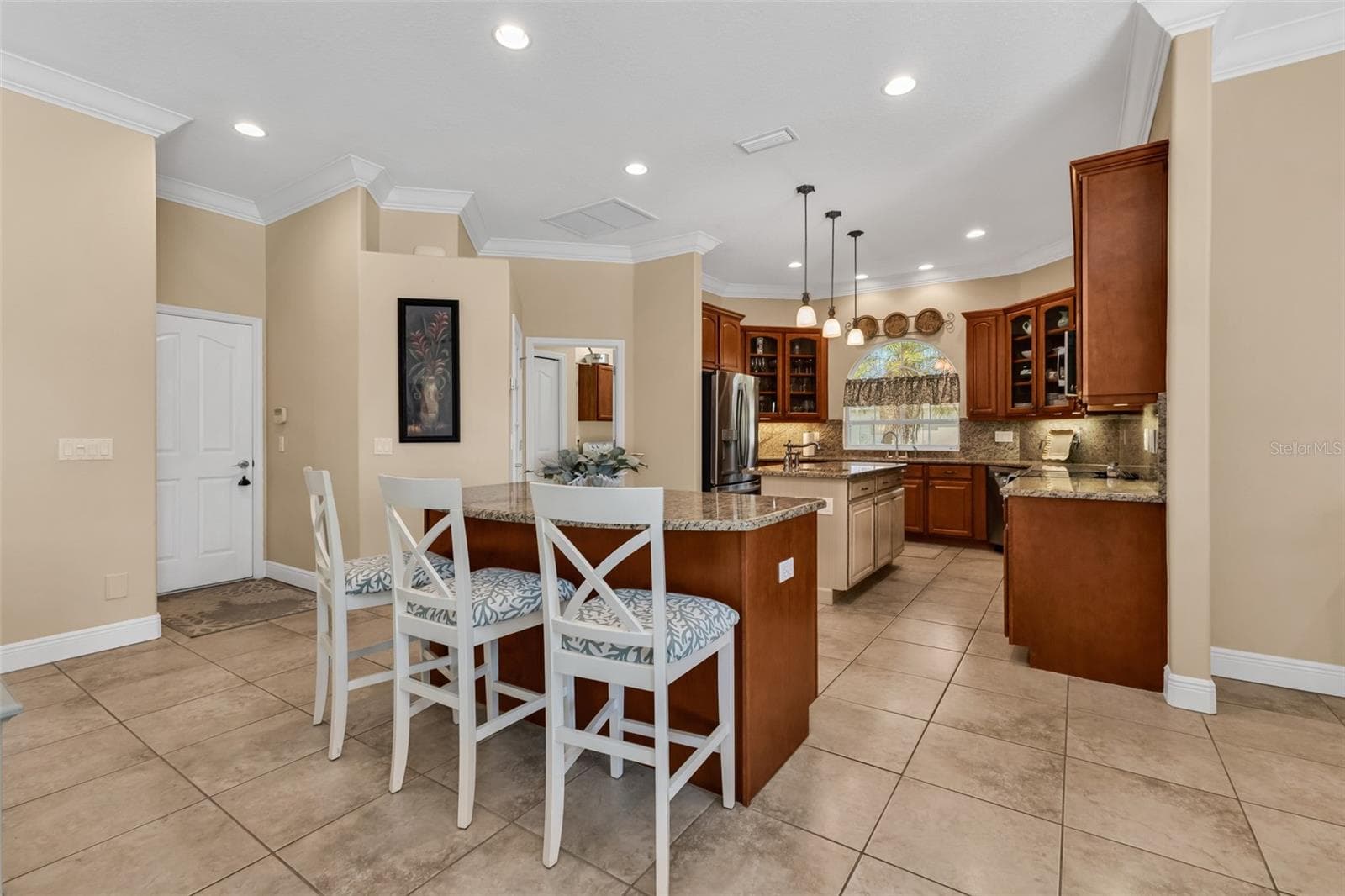 Two islands—one for the cooks and one for the spectators :) - 24228 PEPPERCORN RD, PUNTA GORDA