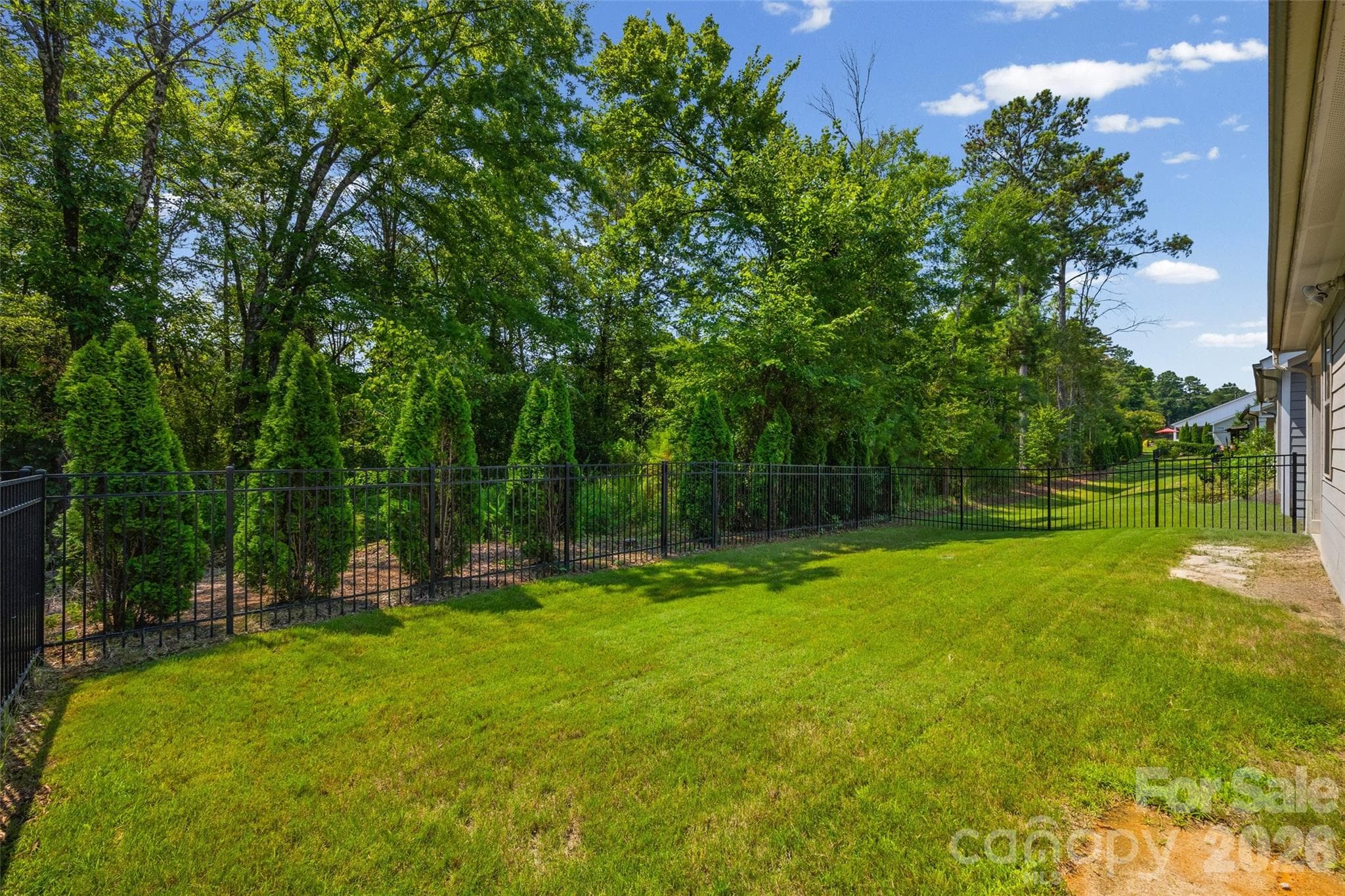 Single Family Residence at 596 Rustlewood Way, Rock Hill, photo 23 of 26