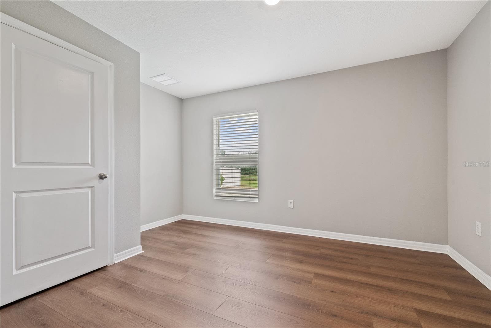 Single Family Residence at 11722 WHITE WILLOW LN, RIVERVIEW, photo 12 of 34