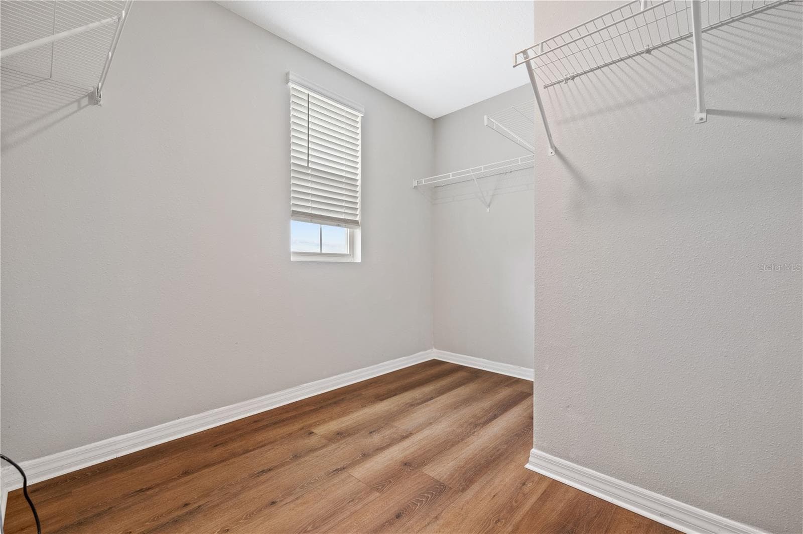 Single Family Residence at 11722 WHITE WILLOW LN, RIVERVIEW, photo 16 of 34
