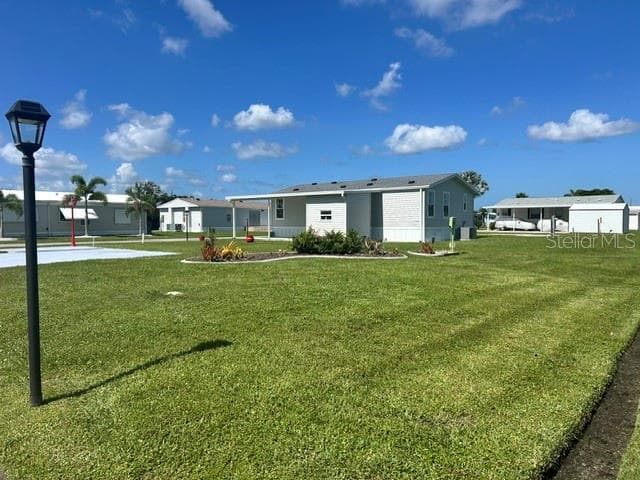 plenty of room for your new double wide home - 267 DOLPHIN PKWY, PUNTA GORDA