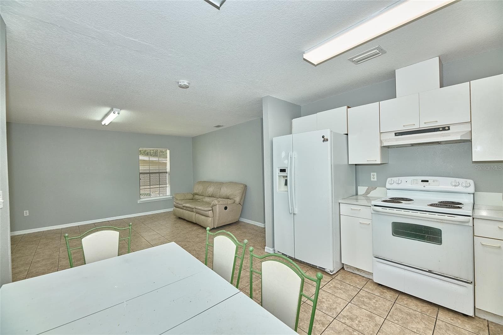 Single Family Residence at 212 13TH AVE W, BRADENTON, photo 7 of 23