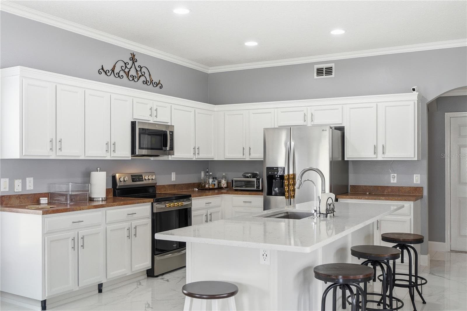Kitchen - 10114 OAK CREST RD, ORLANDO