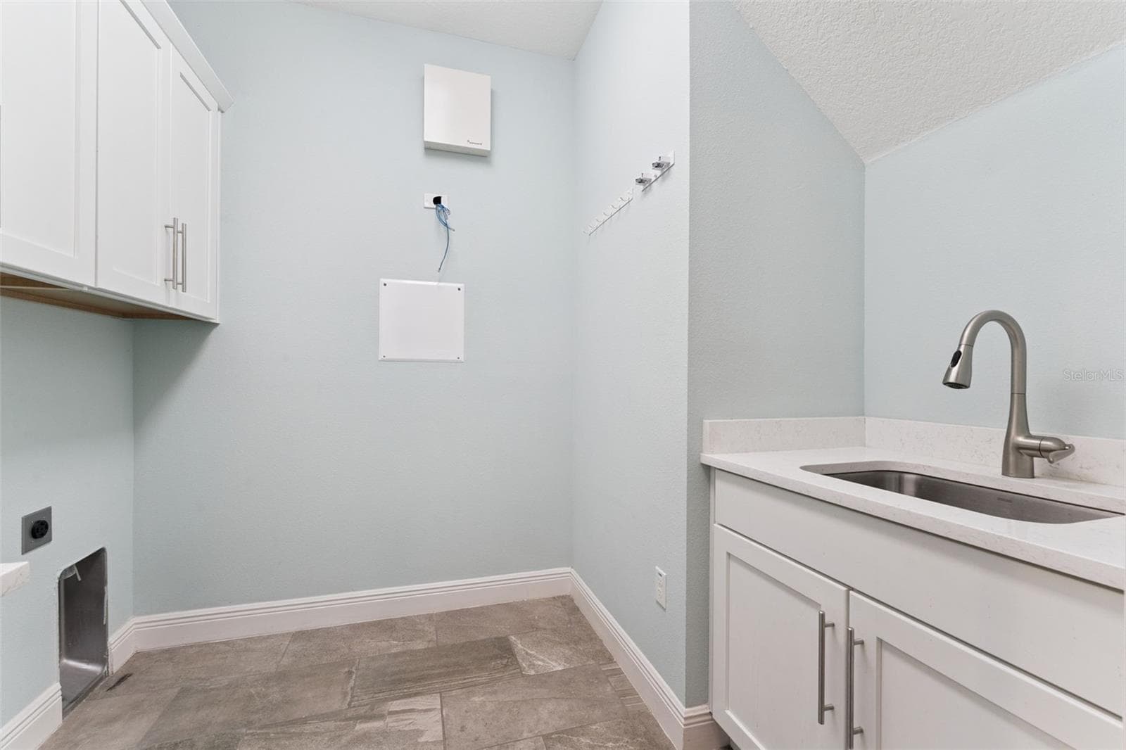 Laundry room - 1511 GATEWAY LN, KISSIMMEE