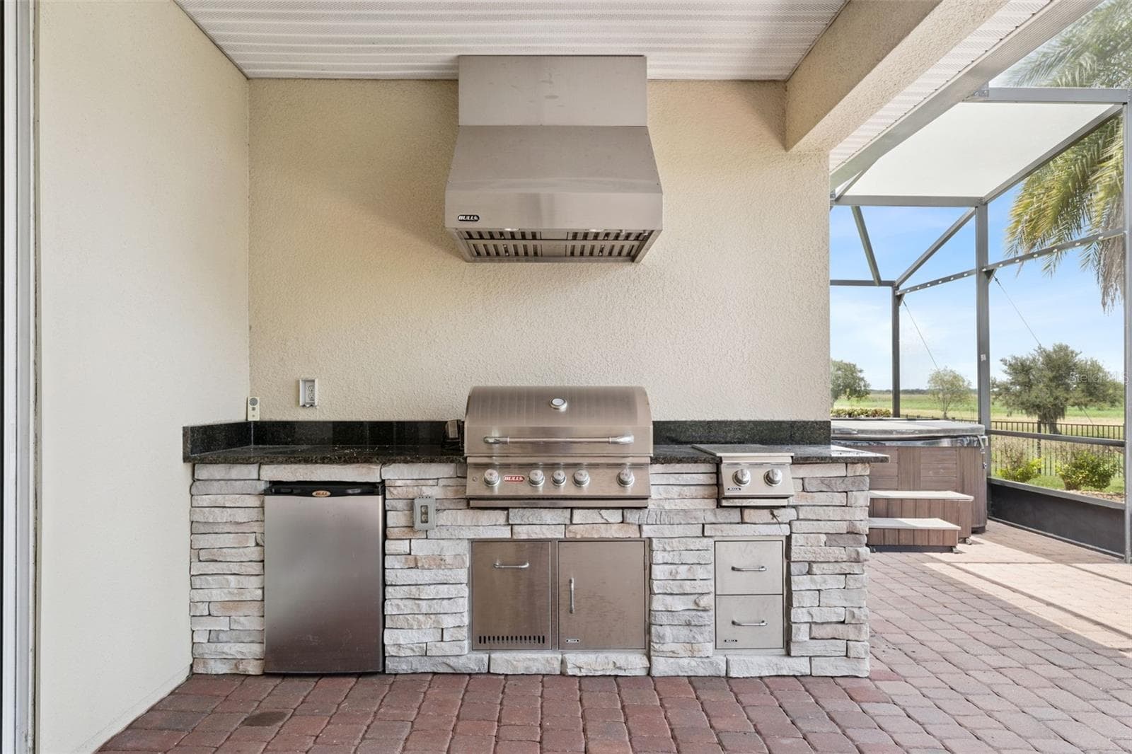 Summer kitchen. - 1511 GATEWAY LN, KISSIMMEE