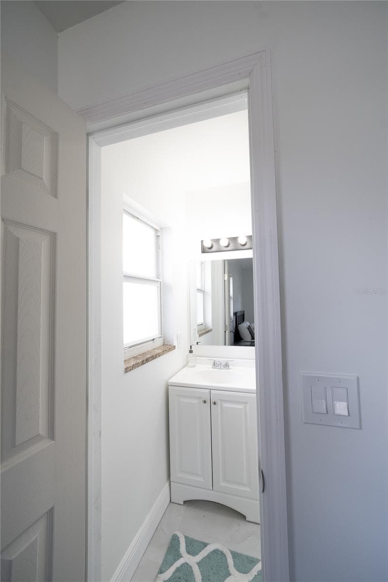 Master Bath - 8413 MILLWOOD DR, TAMPA