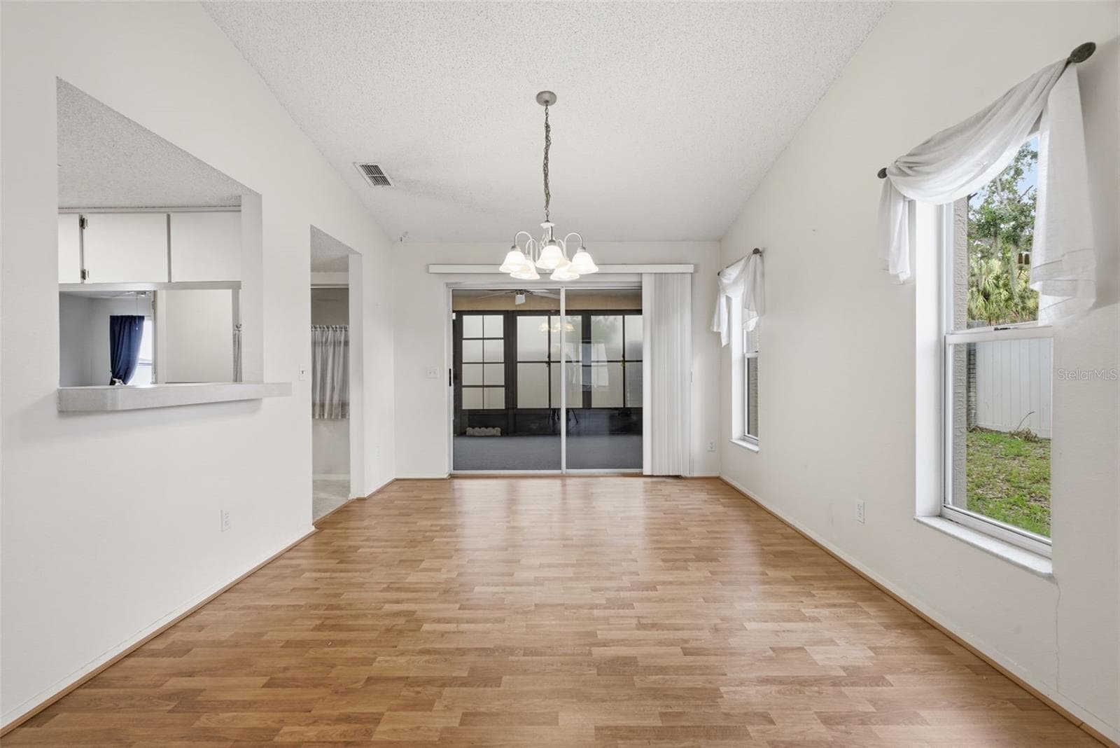 Condominium at 3960 SAILMAKER LN, HOLIDAY, photo 8 of 43