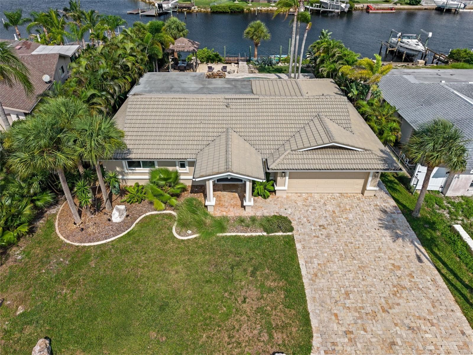 Single Family Residence at 5548 LEEWARD LN, NEW PORT RICHEY, photo 8 of 69