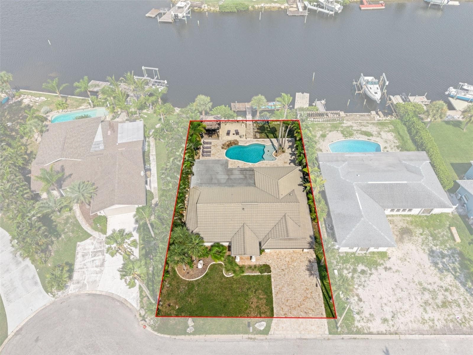 Single Family Residence at 5548 LEEWARD LN, NEW PORT RICHEY, photo 9 of 69
