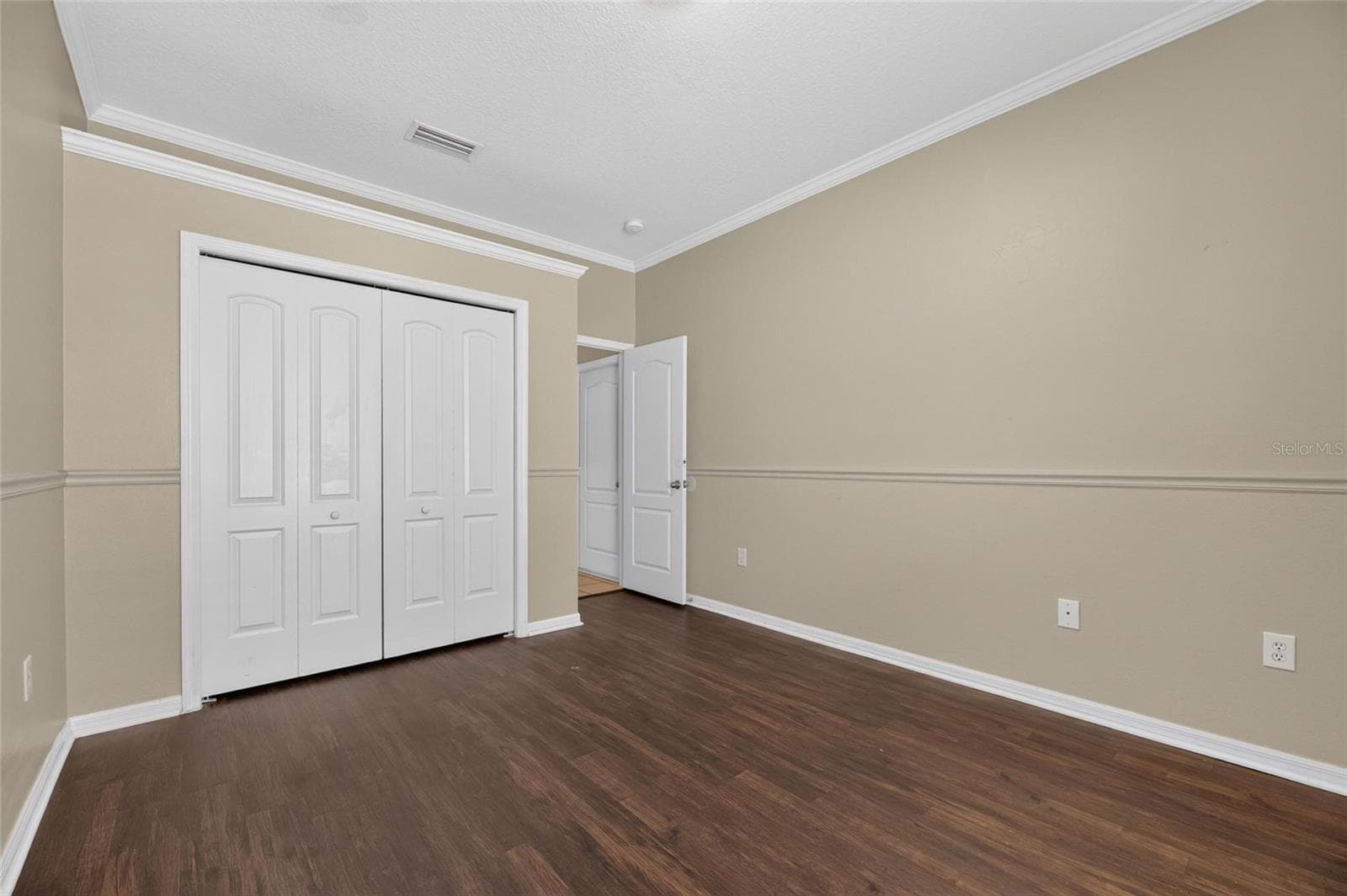 Single Family Residence at 24519 BREEZY OAK CT, LUTZ, photo 15 of 63