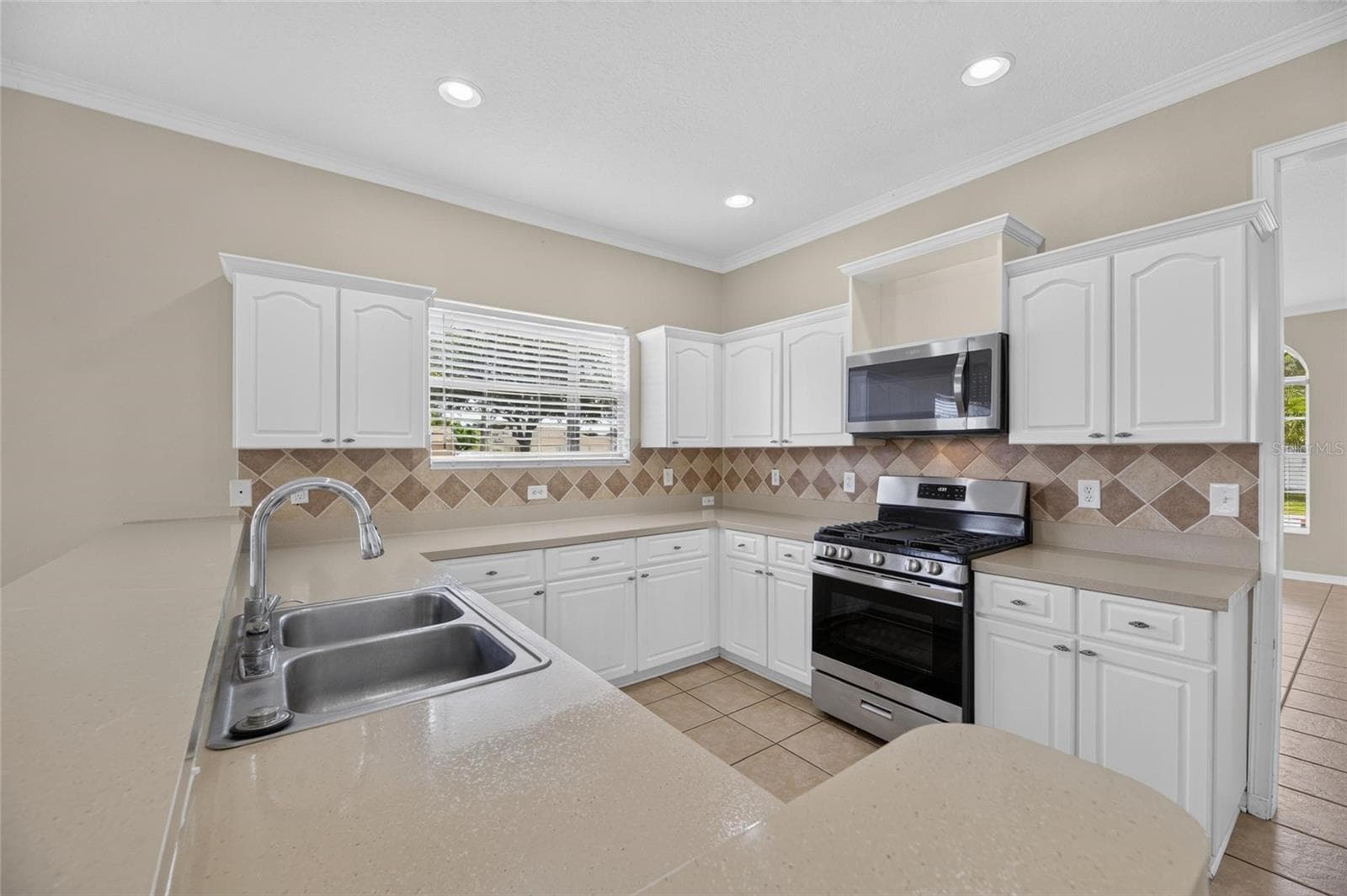 Single Family Residence at 24519 BREEZY OAK CT, LUTZ, photo 22 of 63