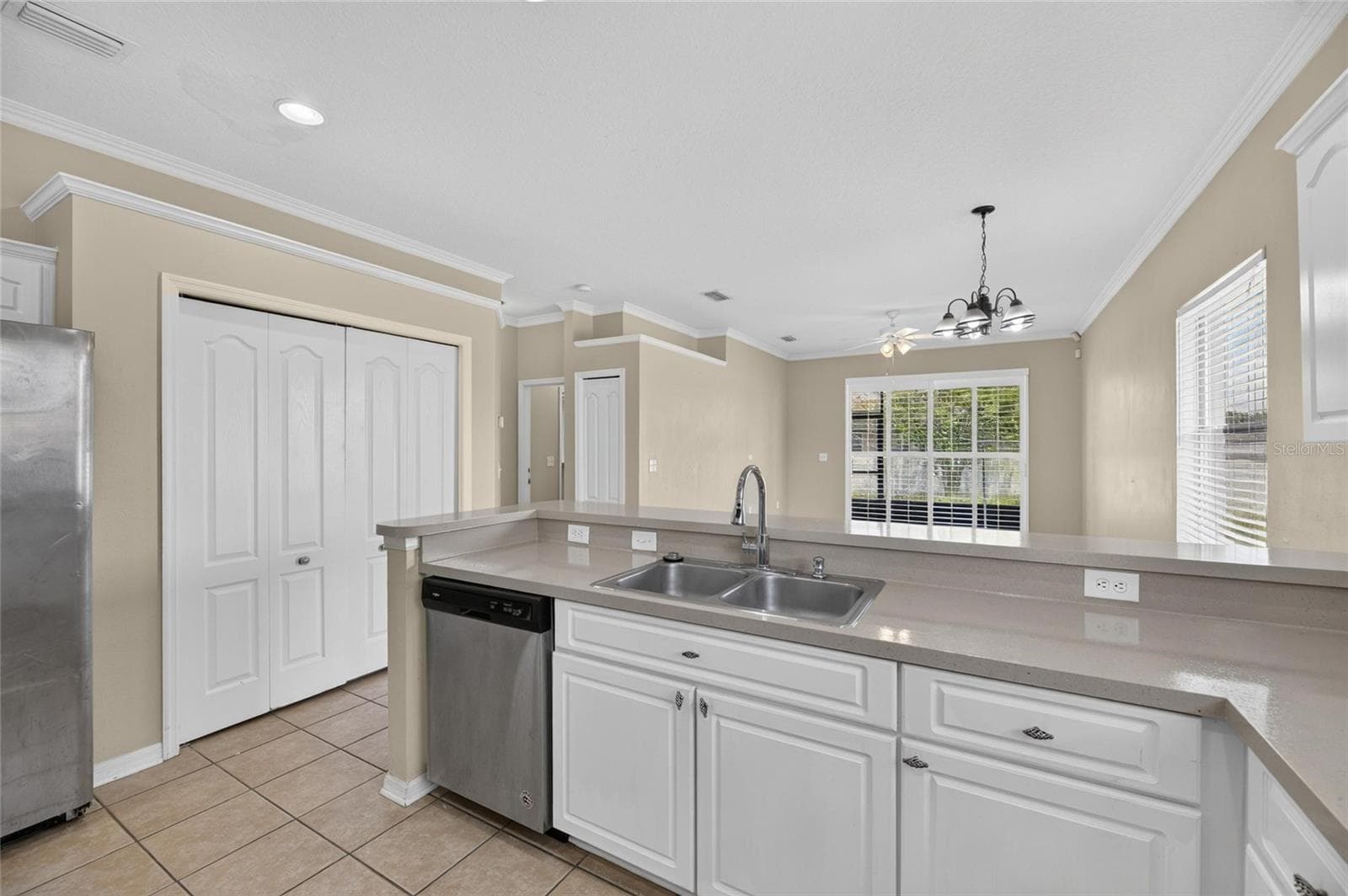 Single Family Residence at 24519 BREEZY OAK CT, LUTZ, photo 24 of 63
