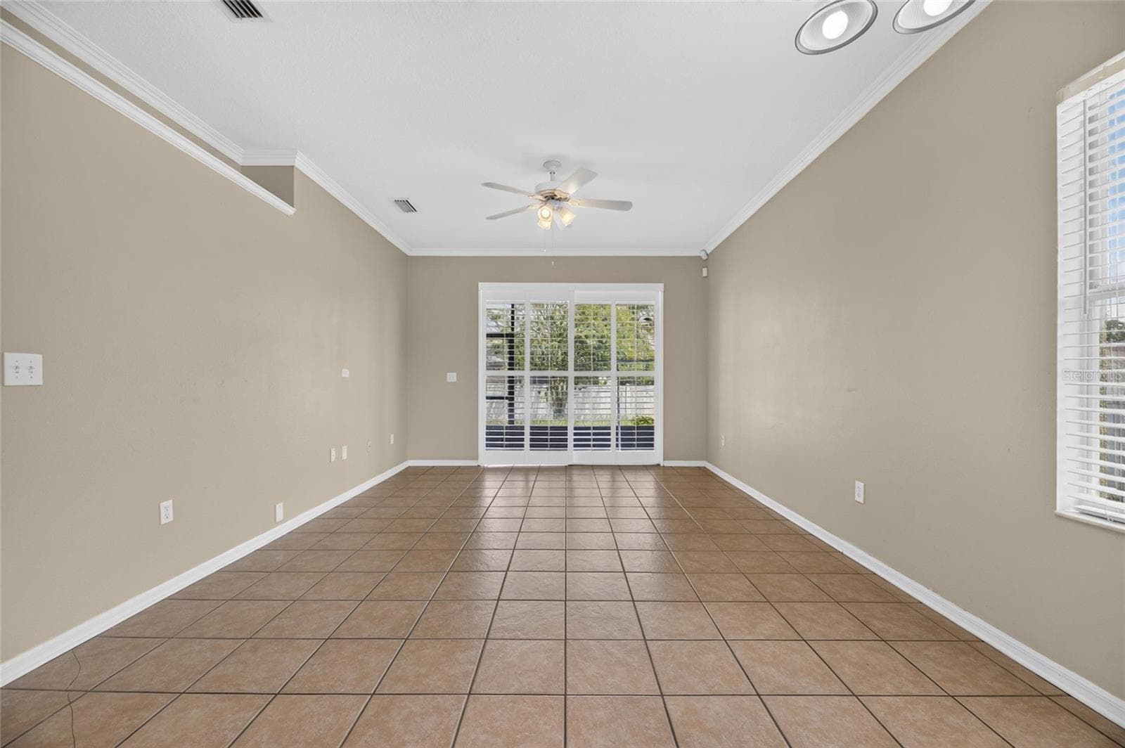 Single Family Residence at 24519 BREEZY OAK CT, LUTZ, photo 27 of 63