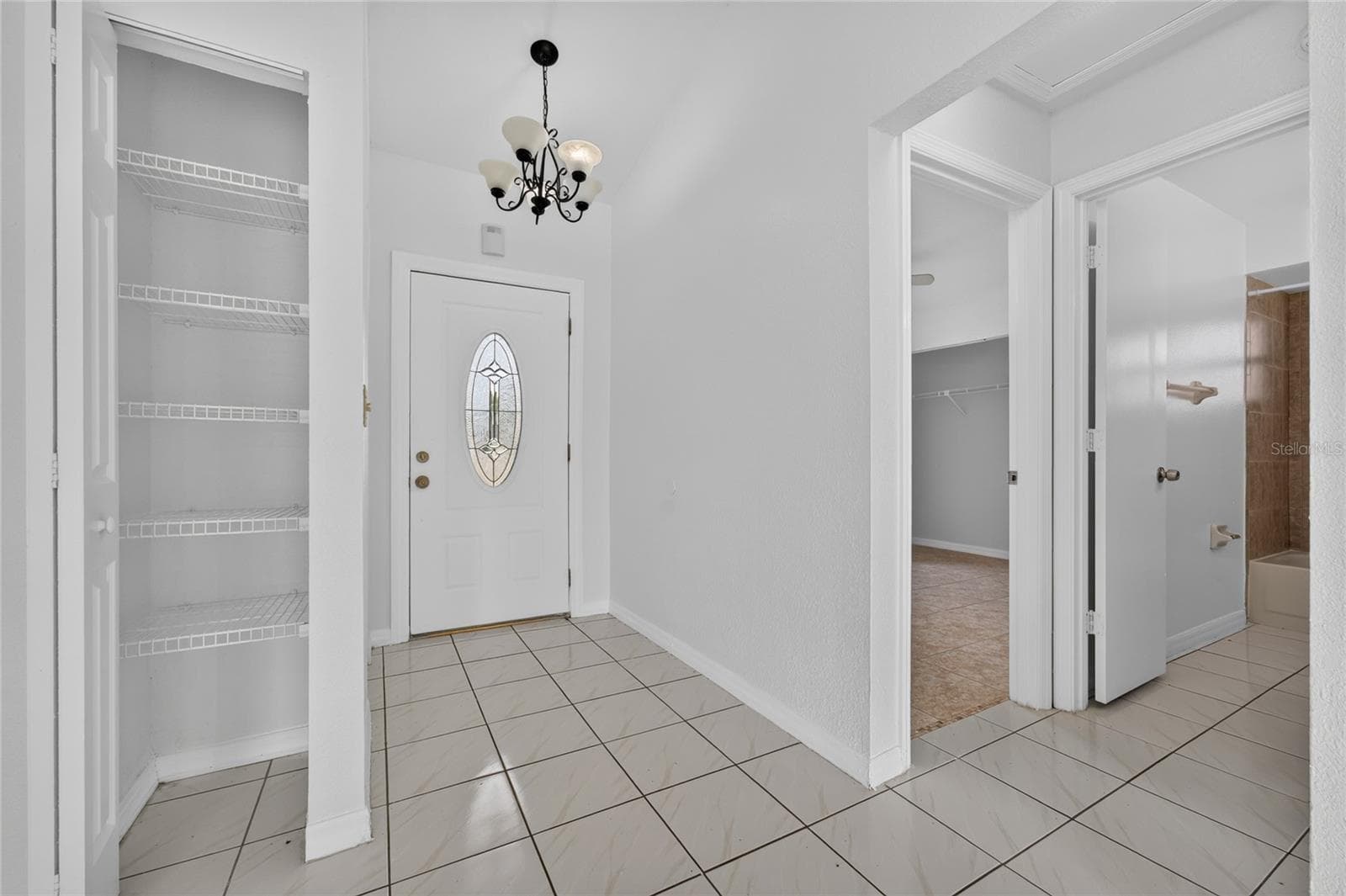 Single Family Residence at 913 SAN RAFAEL WAY, KISSIMMEE, photo 6 of 28