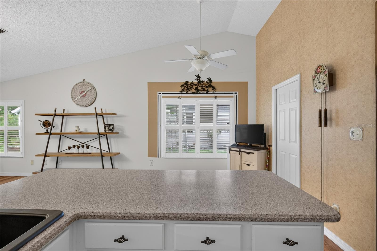 Single Family Residence at 25102 MERIWEATHER RD, LEESBURG, photo 24 of 41