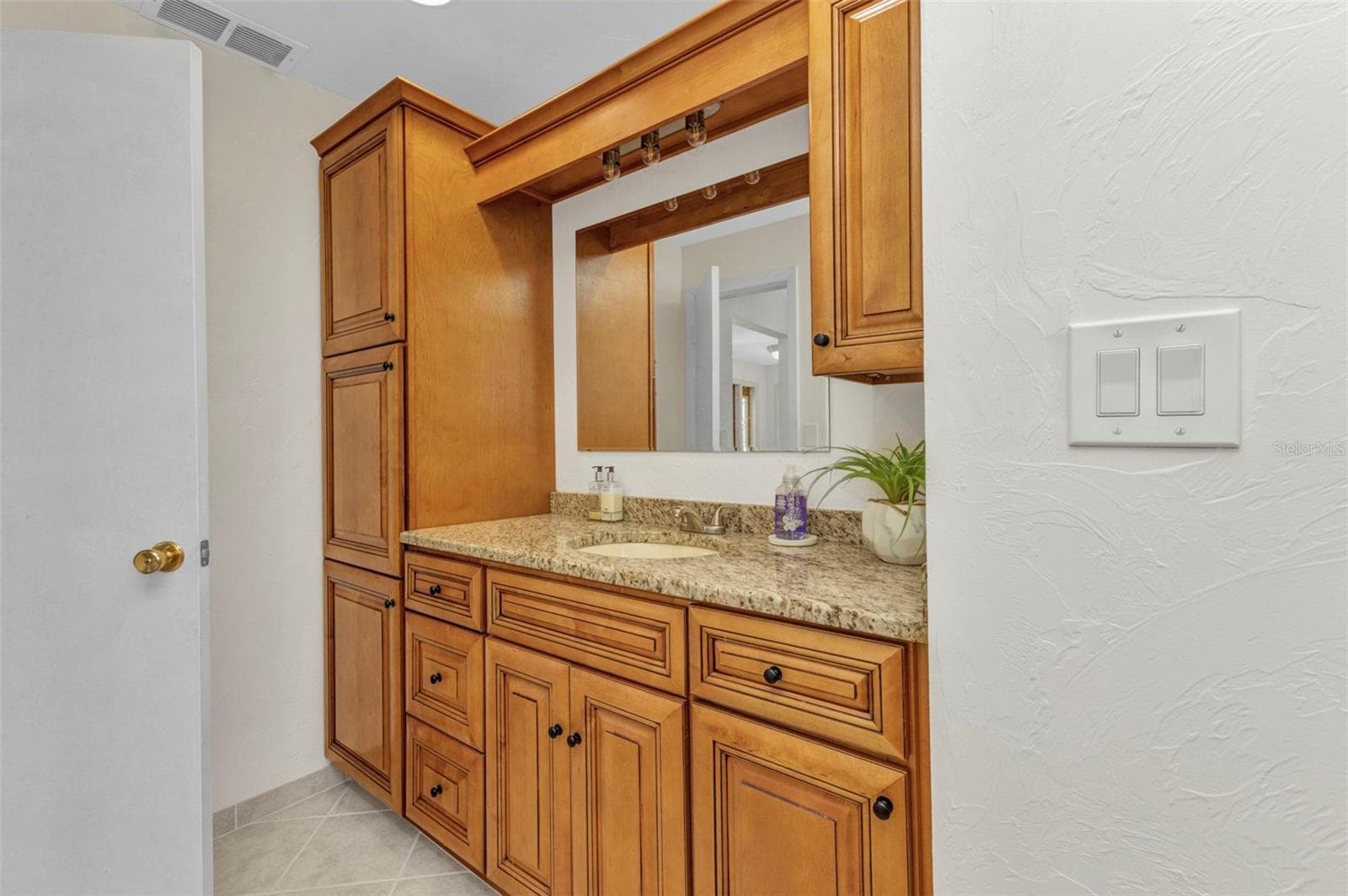 Single Family Residence at 2350 W MARION AVE, PUNTA GORDA, photo 13 of 52