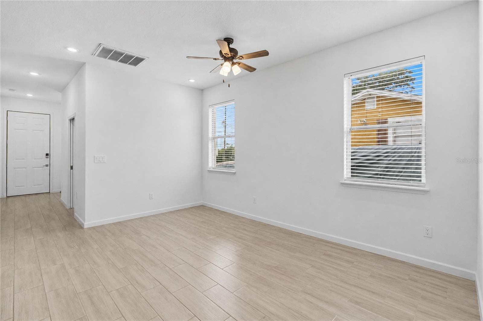 Single Family Residence at 426 S HUDSON ST, ORLANDO, photo 10 of 29