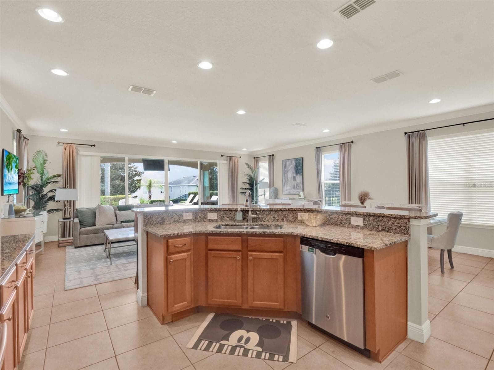 Single Family Residence at 7564 MARKER AVE, KISSIMMEE, photo 5 of 48