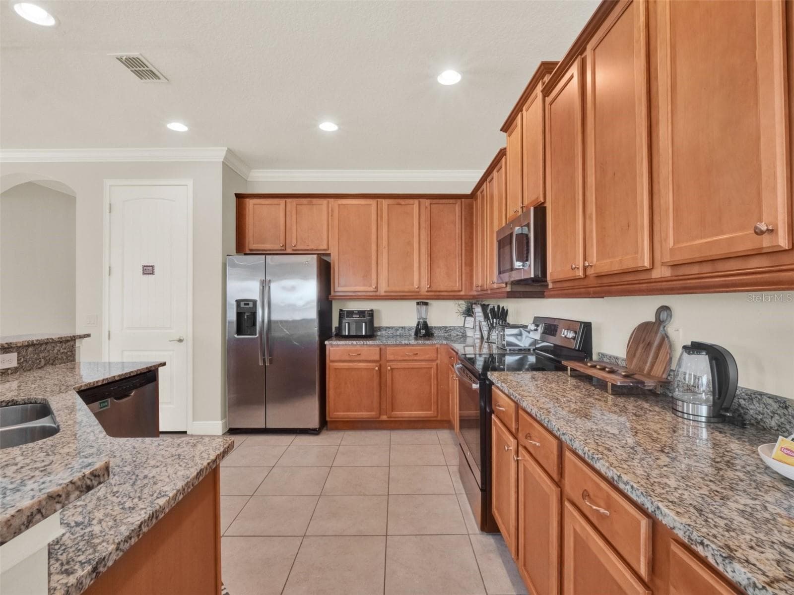 Single Family Residence at 7564 MARKER AVE, KISSIMMEE, photo 11 of 48