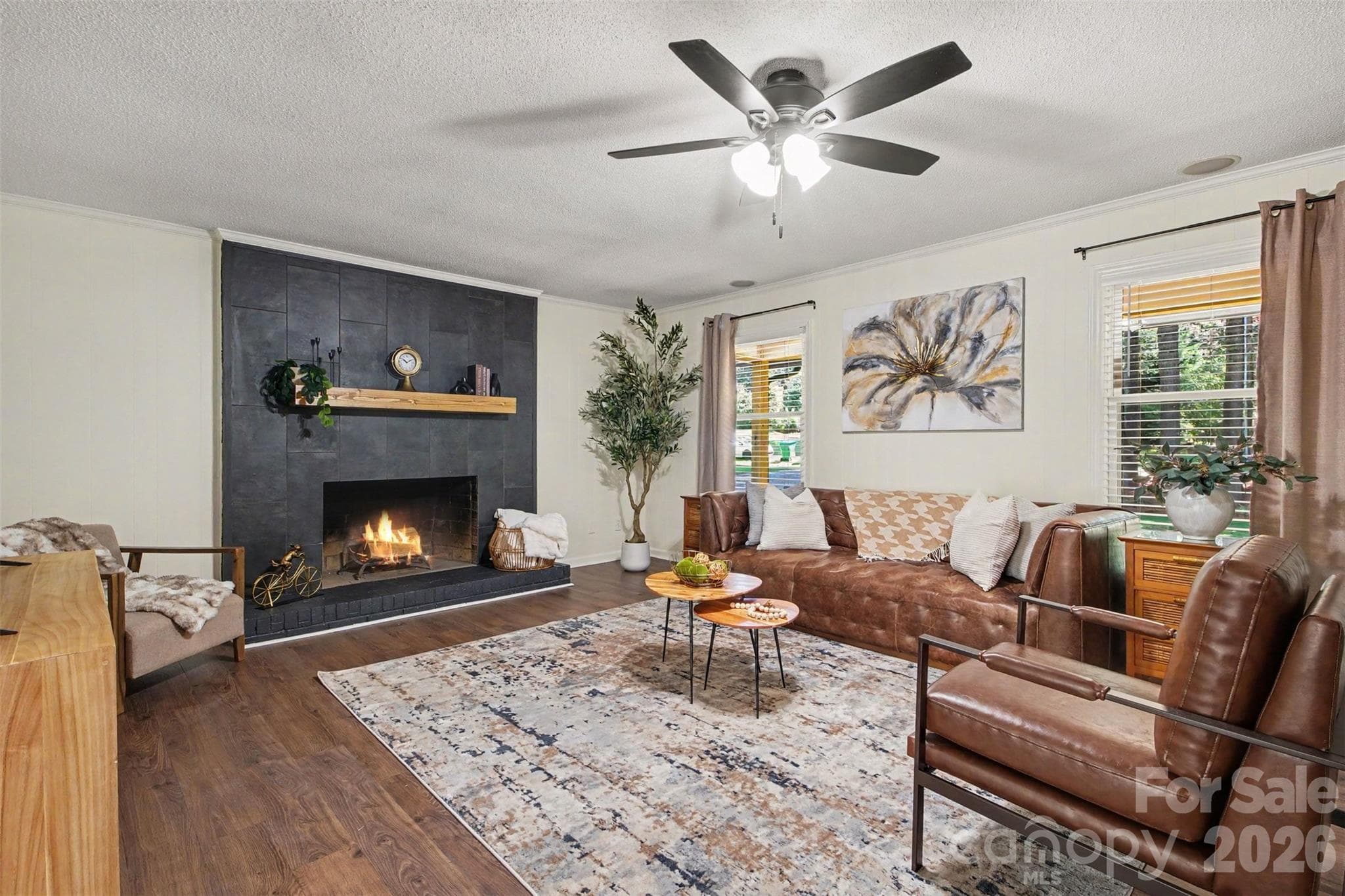 Single Family Residence at 8319 Vagabond Road, Charlotte, photo 3 of 22